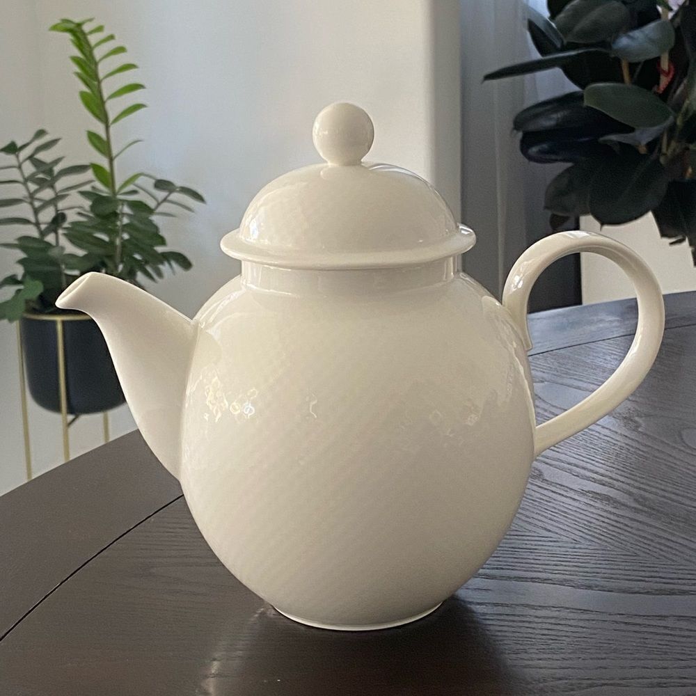 Villeroy and Boch Vintage TIPO White Tea Coffee Pot and Lid Germany - Picture 5 of 7